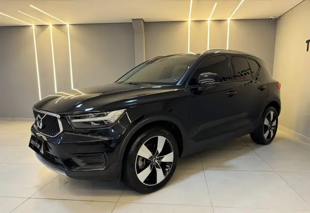 Carro Volvo XC40 2020 2.0 T4 Momentum FWD