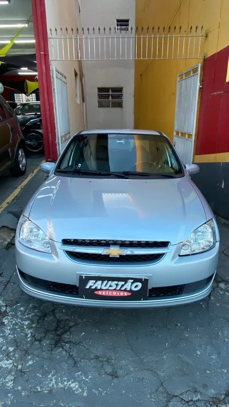 Chevrolet Classic 1.0 VHC (Flex)