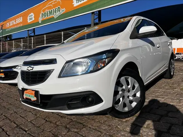 Carro Chevrolet Onix 2013 1.4 LT SPE/4