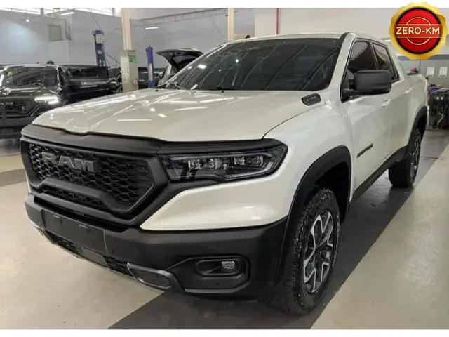 Carro RAM Rampage 2025 Laramie 2.0 Turbo