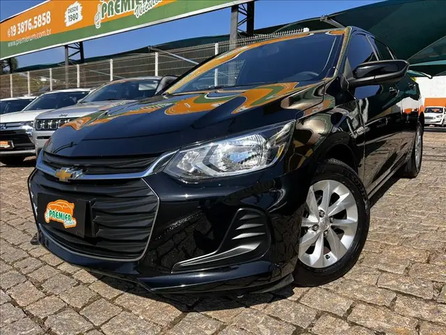 Carro Chevrolet Onix Plus 2023 LT 1.0