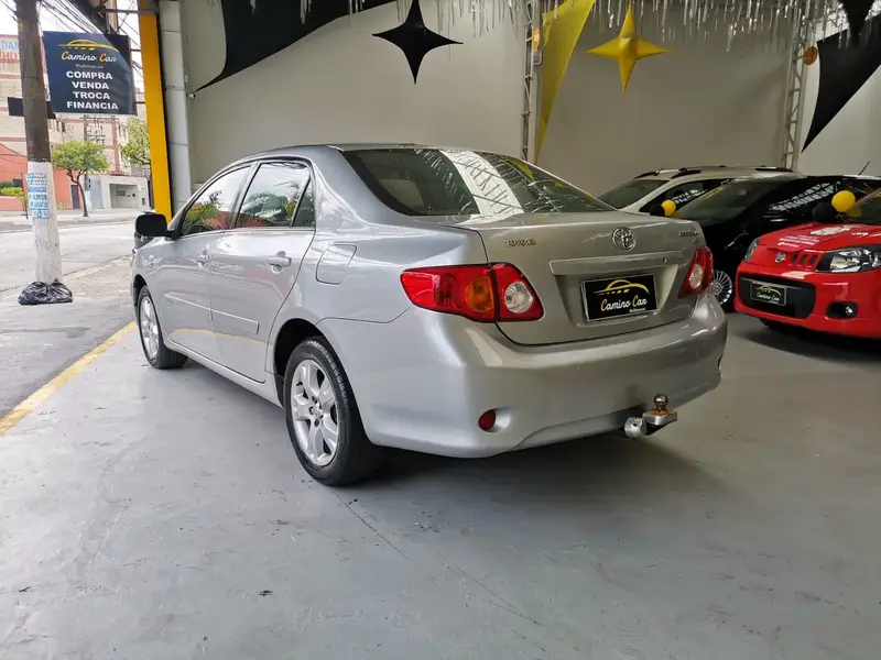 Toyota Corolla Sedan XLi 1.8 16V (flex) (aut)