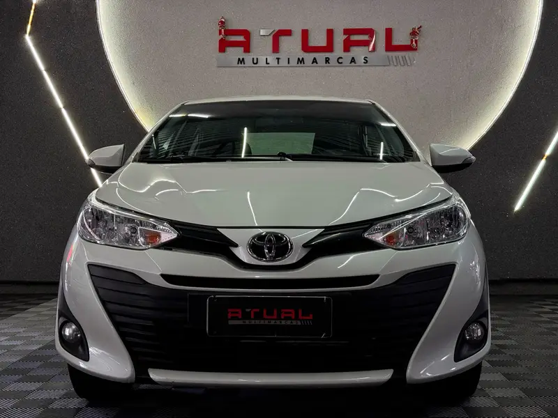Toyota Yaris Sedan 1.5 XL CVT (Flex)