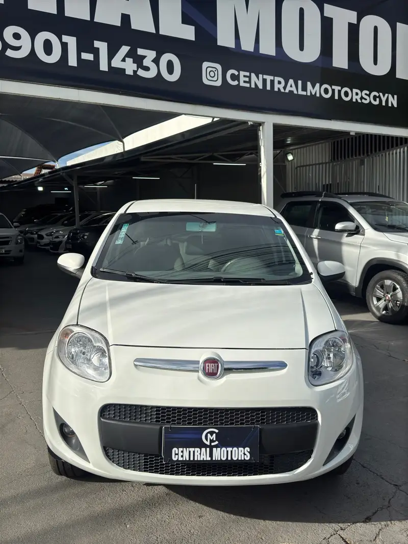 Fiat Palio Essence 1.6 16V (Flex)