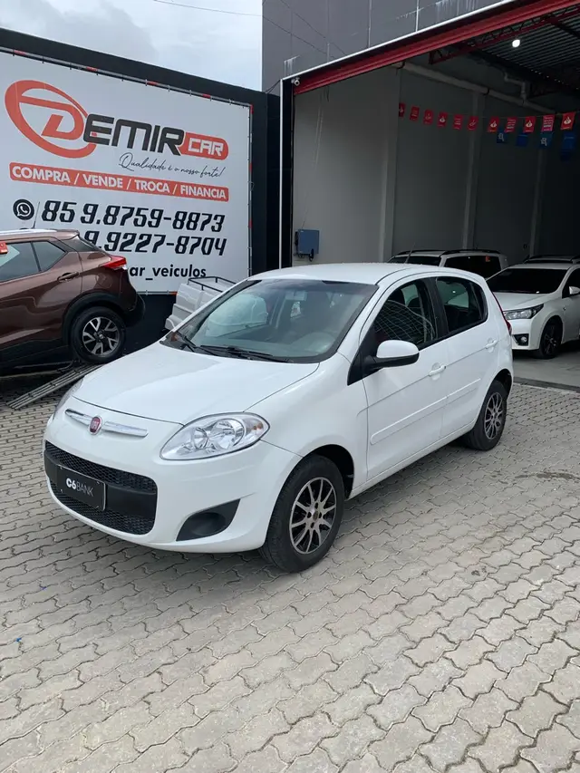 Carro Fiat Palio 2016 Attractive 1.0 Evo (Flex)
