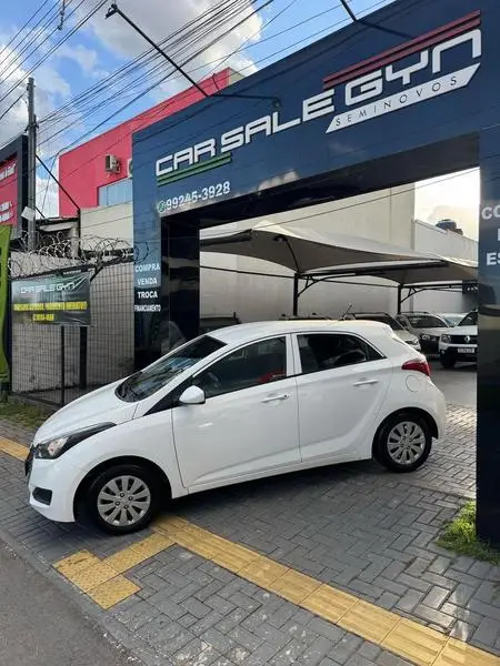 Hyundai 1.0 Unique (Flex)