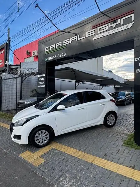 Hyundai 1.0 Unique (Flex)