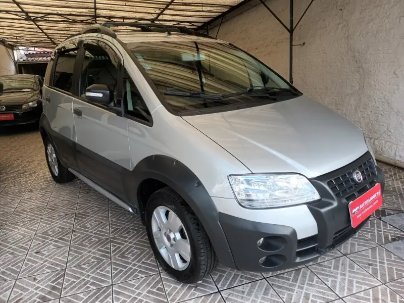 Fiat Idea Adventure Locker 1.8 (Flex)