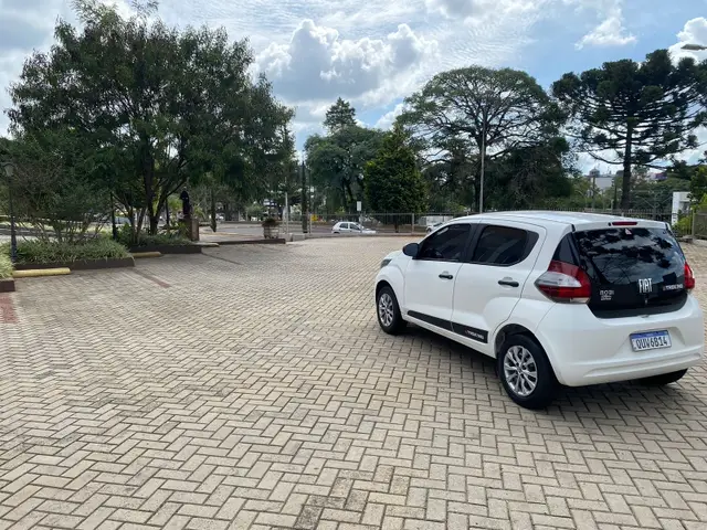 Carro Fiat Mobi 2020 Like 1.0