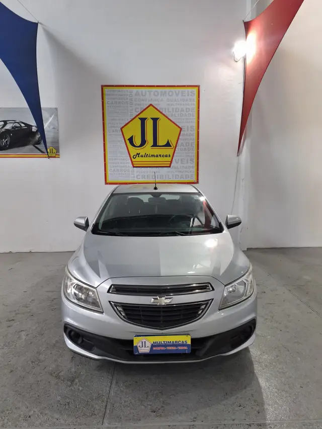 Carro Chevrolet Onix 2013 1.0 LT SPE/4