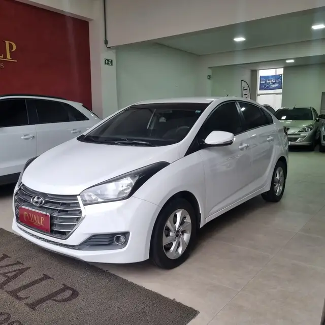 Carro Hyundai HB20S 2017 1.0 Comfort Style Turbo (Flex)