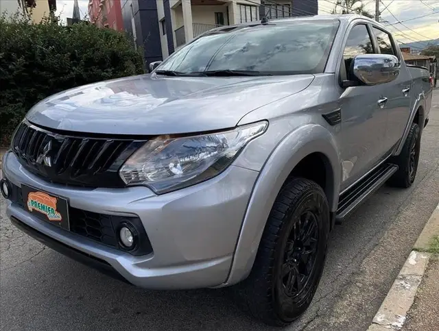 Carro Mitsubishi L200 Triton Sport 2019 Sport 2.4 DID-H HPE-S Top 4WD (Aut)