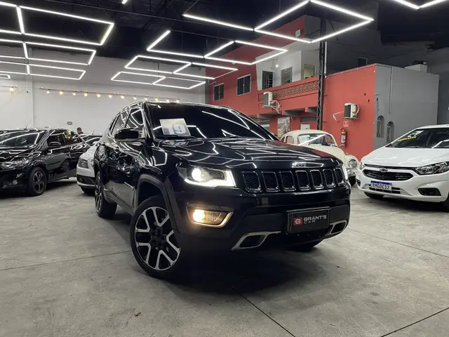 Carro Jeep Compass 2019 2.0 Limited (Aut) (Flex)