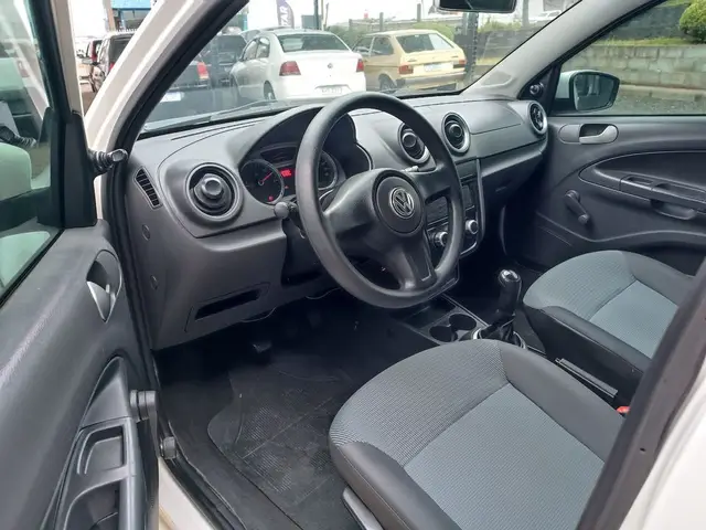 Carro Volkswagen Gol 2013 Novo  1.0 TEC (Flex) 2p