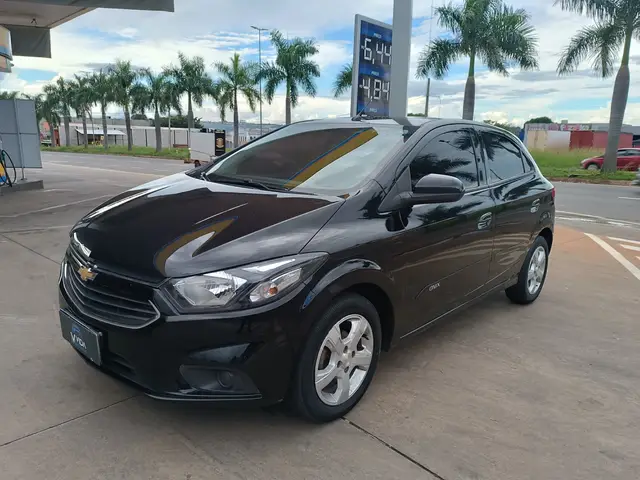 Carro Chevrolet Onix 2019 1.4 LT SPE/4