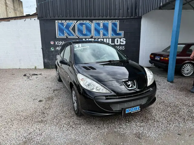 Carro Peugeot 207 2011 XR 1.4 (10 ANOS BRASIL)(Flex) 4p