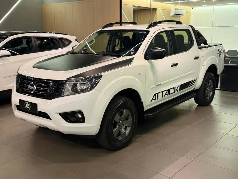 Nissan Frontier 2.3 TD CD XE 4x4 (Aut)
