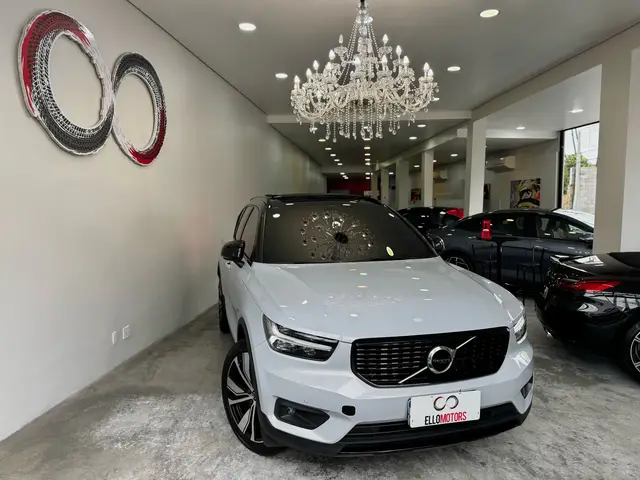 Carro Volvo XC40 2022 R-Design T5 1.5