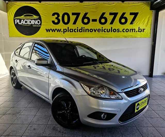 Carro Ford Focus Hatch 2012 2.0 16V Flex