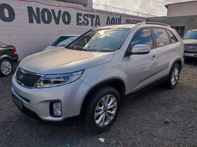 Carro Kia Sorento 2015 2.4 16V 4x2 (Aut)