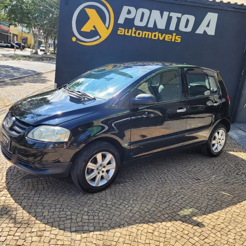 Volkswagen Fox Plus 1.0 8V (Flex)