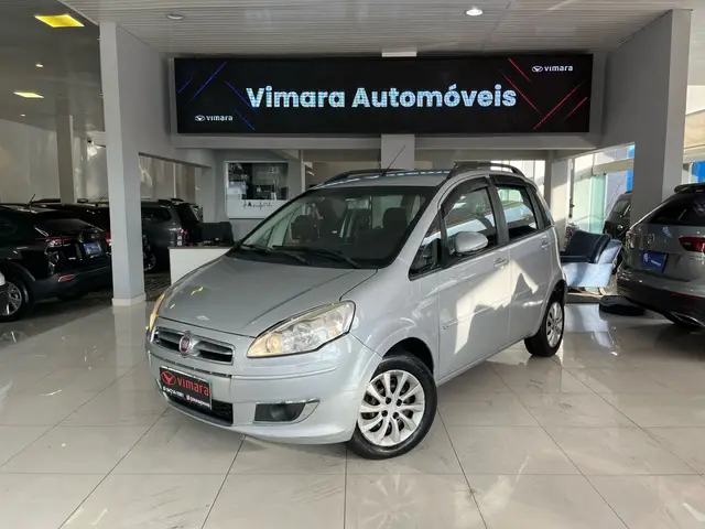 Carro Fiat Idea 2014 Attractive 1.4 8V (Flex)