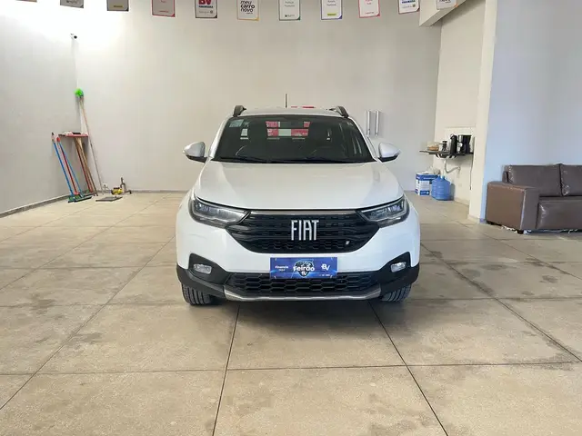 Carro Fiat Strada 2021 Volcano 1.3 CD (Flex)