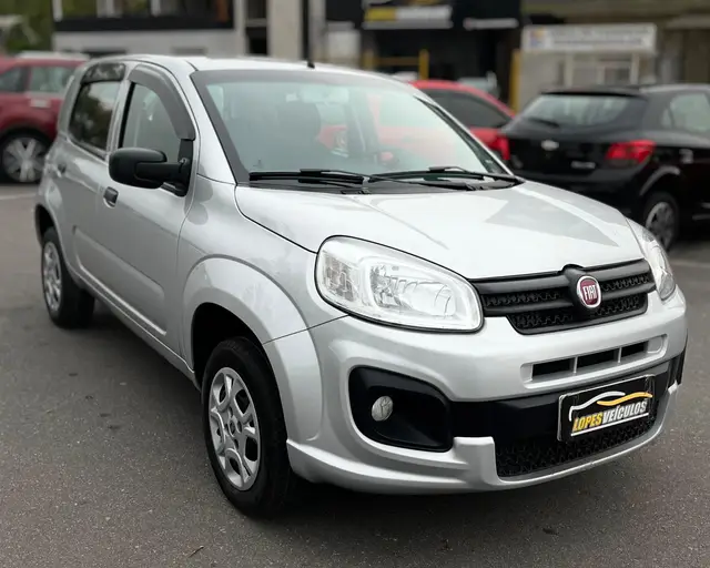 Carro Fiat Uno 2017 Attractive 1.0 (Flex) 4p