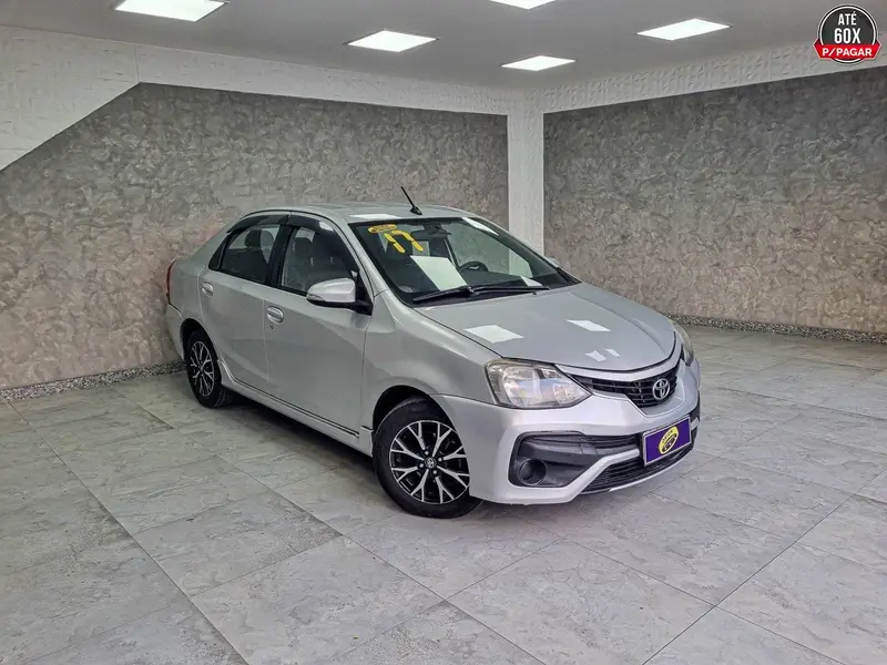 Toyota Etios Platinum 1.5 (Aut) (Flex)