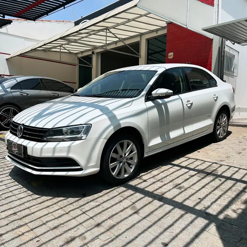 Volkswagen Jetta 2.0 Comfortline Tiptronic (Flex)