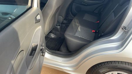 Ka Sedan SE 1.5 12v (Flex)