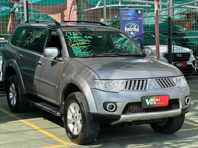 Carro Mitsubishi Pajero Dakar 2012 3.2 HPE 4WD (aut)
