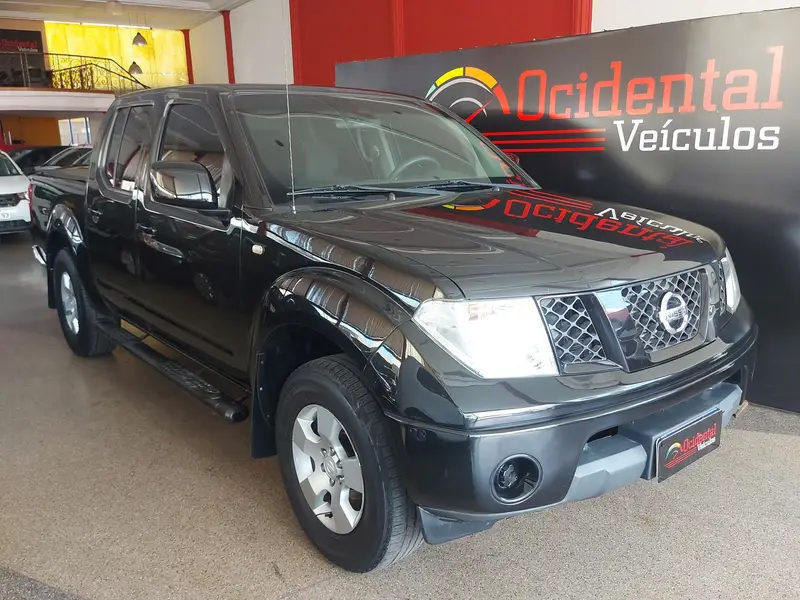 Nissan Frontier XE 4x2 2.5 16V (cab. dupla)