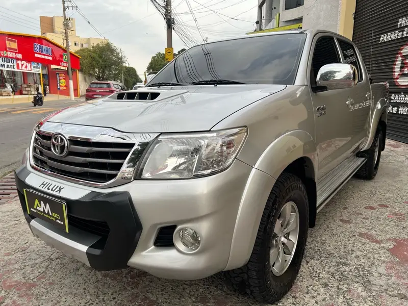 Toyota Hilux Cabine Dupla Hilux 3.0 TDI 4x4 CD SRV (Aut)