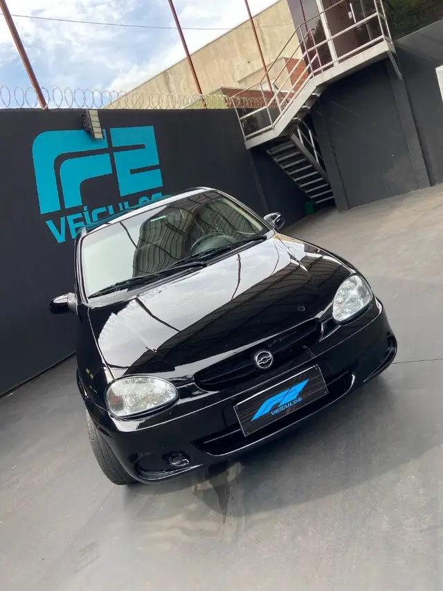 Carro Chevrolet Classic 2008 Corsa Sedan  Life 1.0 VHC (Flex)