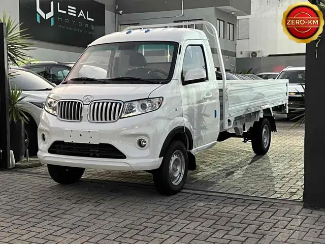 Carro Shineray TLUX 2025 1.6 CS