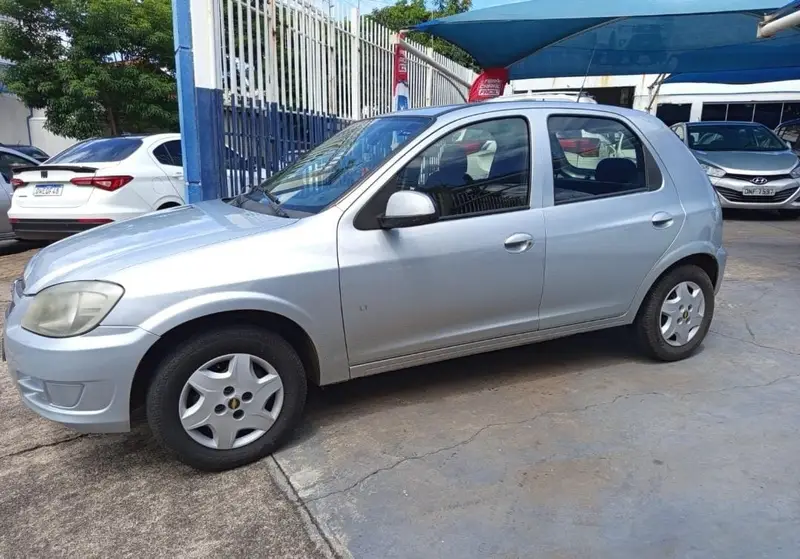 Chevrolet Celta LT 1.0 (Flex)