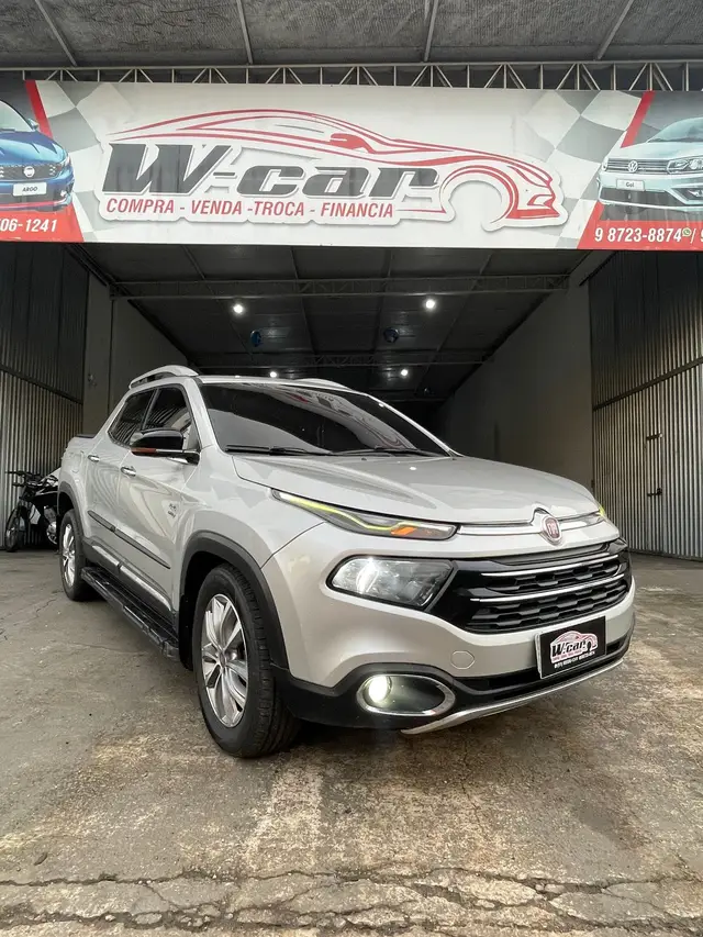 Carro Fiat Toro 2019 Volcano 2.0 diesel AT9 4x4