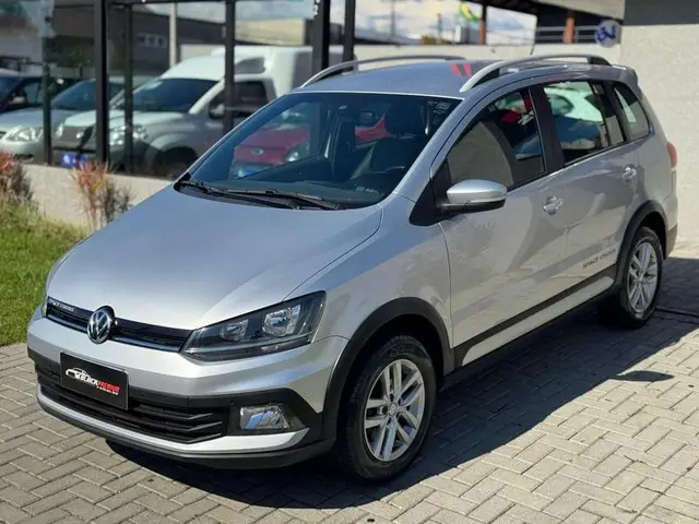 Carro Volkswagen SpaceCross 2015 1.6 16V MSI (Flex)