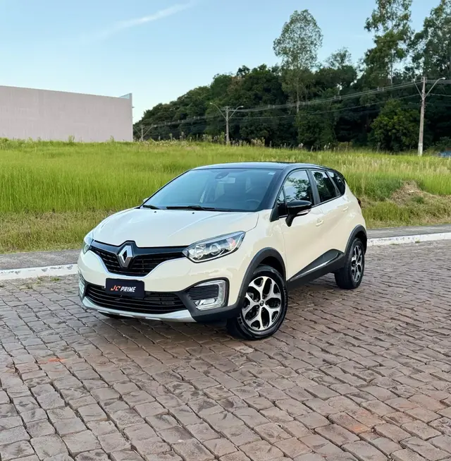 Carro Renault Captur 2019 Intense 1.6 16v SCe CVT (Flex)
