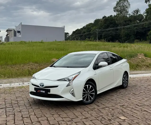 Carro Toyota Prius 2017 Hybrid 1.8 16V 5p (Aut)