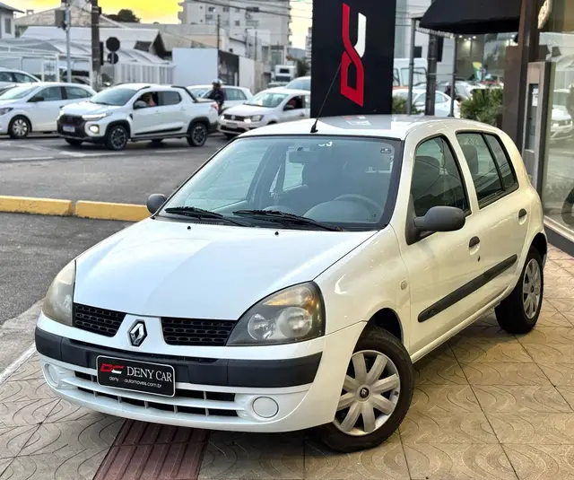 Carro Renault Clio 2004 Hatch. Expression 1.0 16V