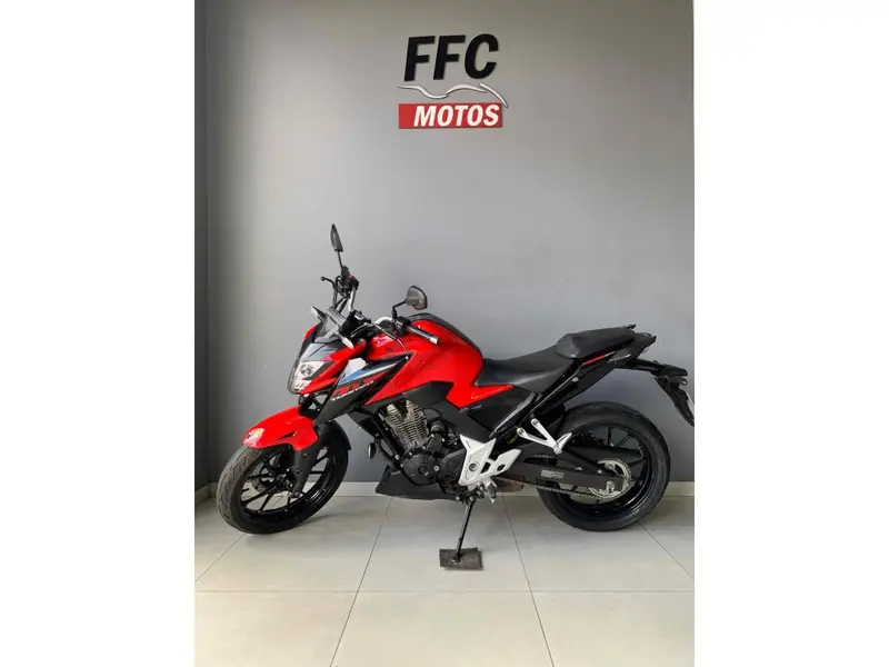 Honda CB 300F Twister (ABS)