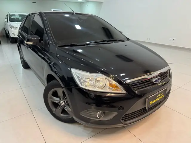 Carro Ford Focus Hatch 2012 2.0 16V Flex