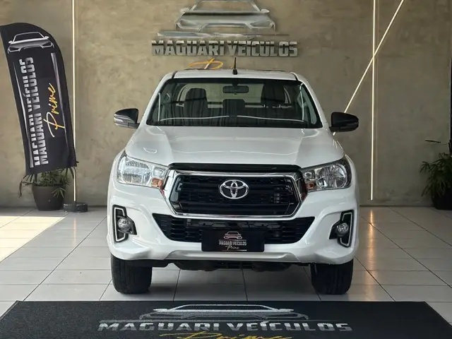 Carro Toyota Hilux Cabine Dupla 2020 Hilux 2.7 SR CD 4x2 (Flex) (Aut)