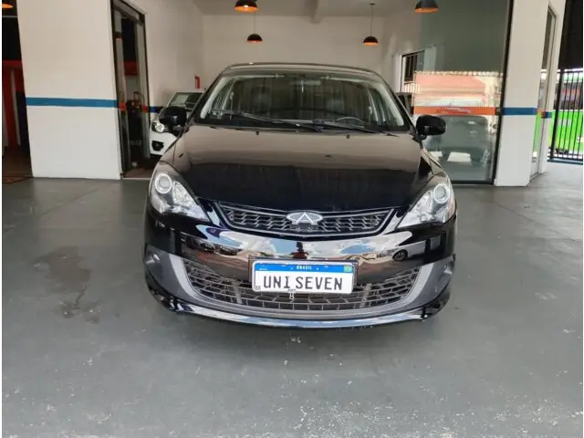 Carro CAOA Chery Celer 2016 Hatch 1.5 16V ACT (Flex)