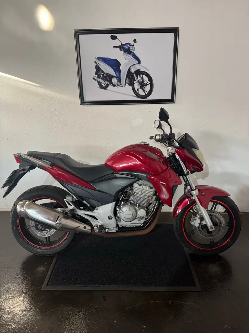 Honda CB 300R Standard