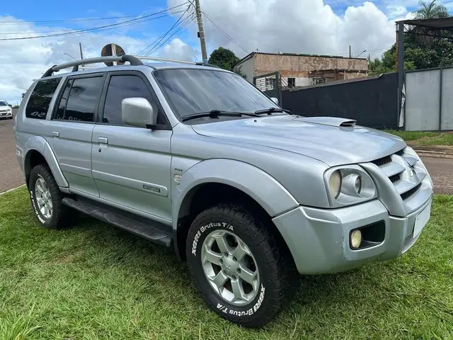 Carro Mitsubishi Pajero Sport 2010 HPE 4x4 2.5