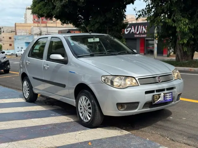 Fiat Palio Fire 1.0 8V (Flex) 4p