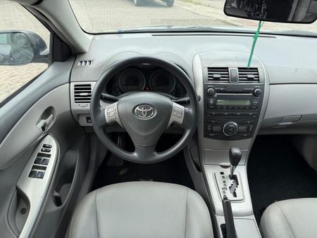 Corolla Sedan GLi 1.8 16V (flex) (aut)